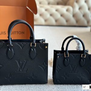 LV onthego shopping bag