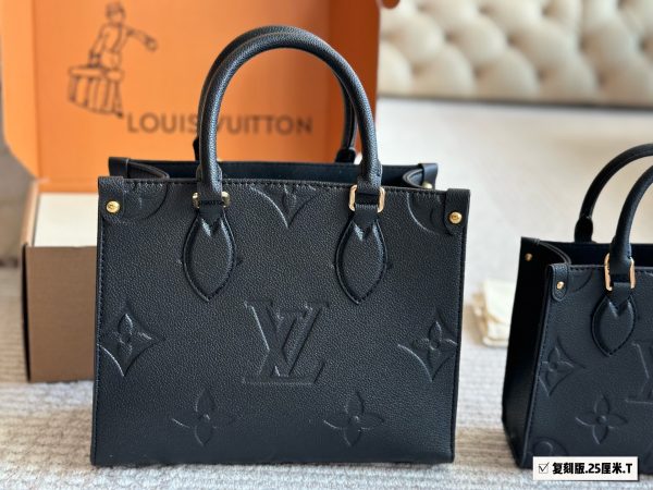 LV onthego shopping bag