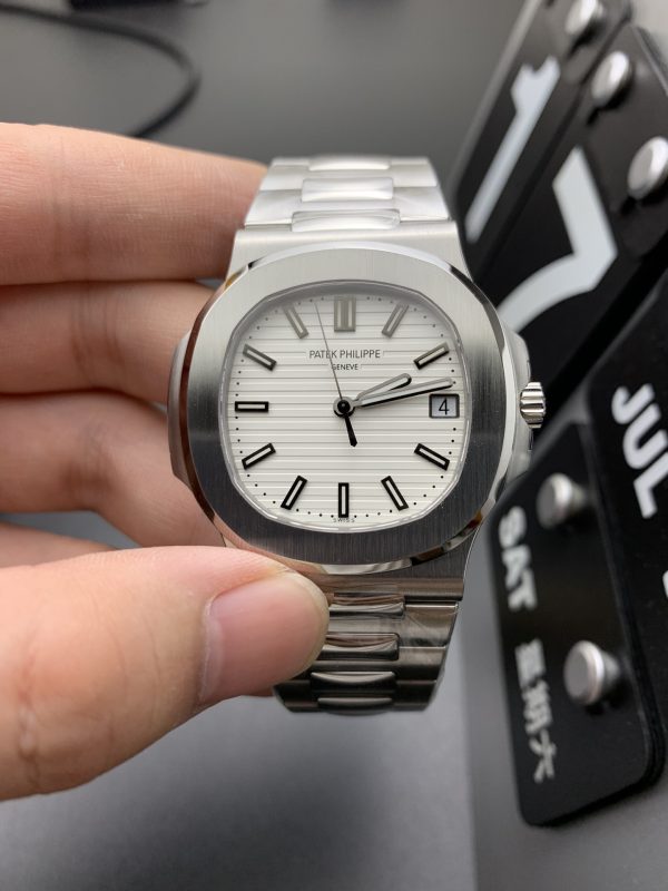 Patek Philippe Nautilus Series White Steel White Surface