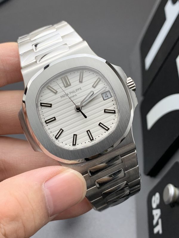 Patek Philippe Nautilus Series White Steel White Surface