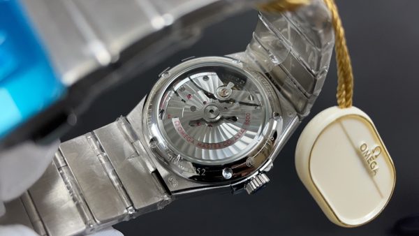 Omega Constellation White 38mm