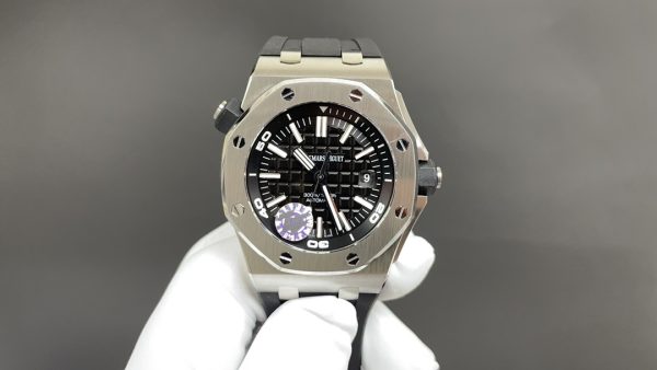 Audemars Piguet 15703 White Case Black Face 42mm