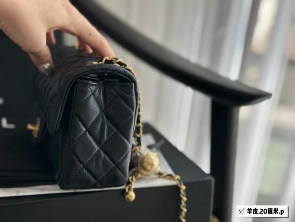 Chanel Golden Ball CF17 Black 20*12cm