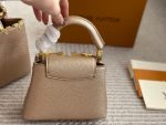 LV Capucines Lady Bag Size 20 28