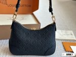 LV vintage croissant bag classic shoulder bag 29*16cm