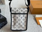 Lv retro camera bag 22*16cm