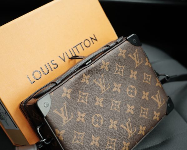 LV crossbody shoulder bag classic presbyopic