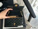 Chanel golden ball CF17 black 17*13cm