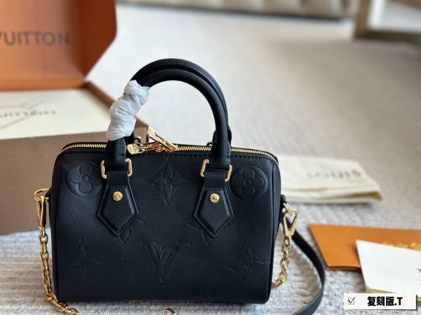 LV SPEEDY M46883 pillow bag crossbody bag 20x14x7.5cm