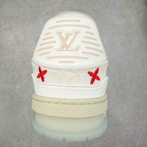 LV Trainer catwalk sneakers3