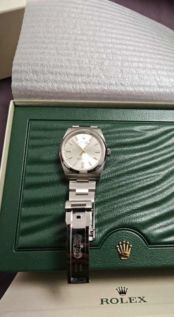 Silver Oyster Perpetual watch 41mm, 3230 automatic mechanical movement