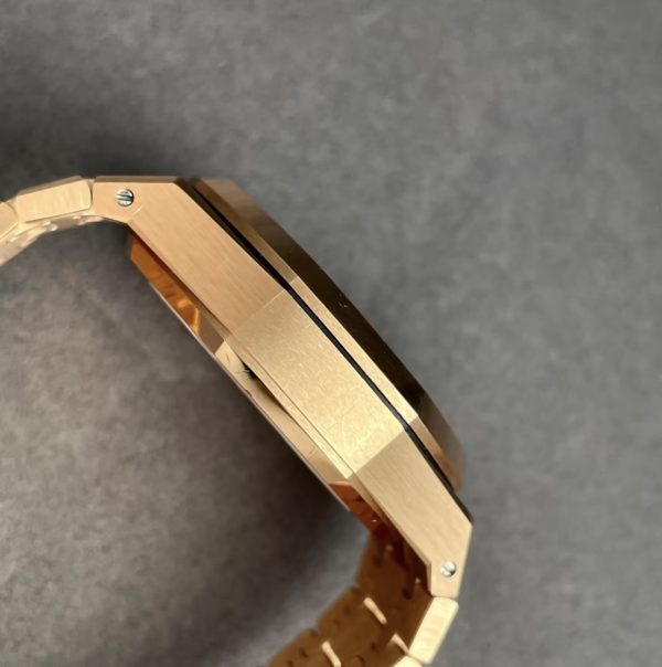 Audemars Piguet Royal Oak 26240BC 42mm Gold (Super)
